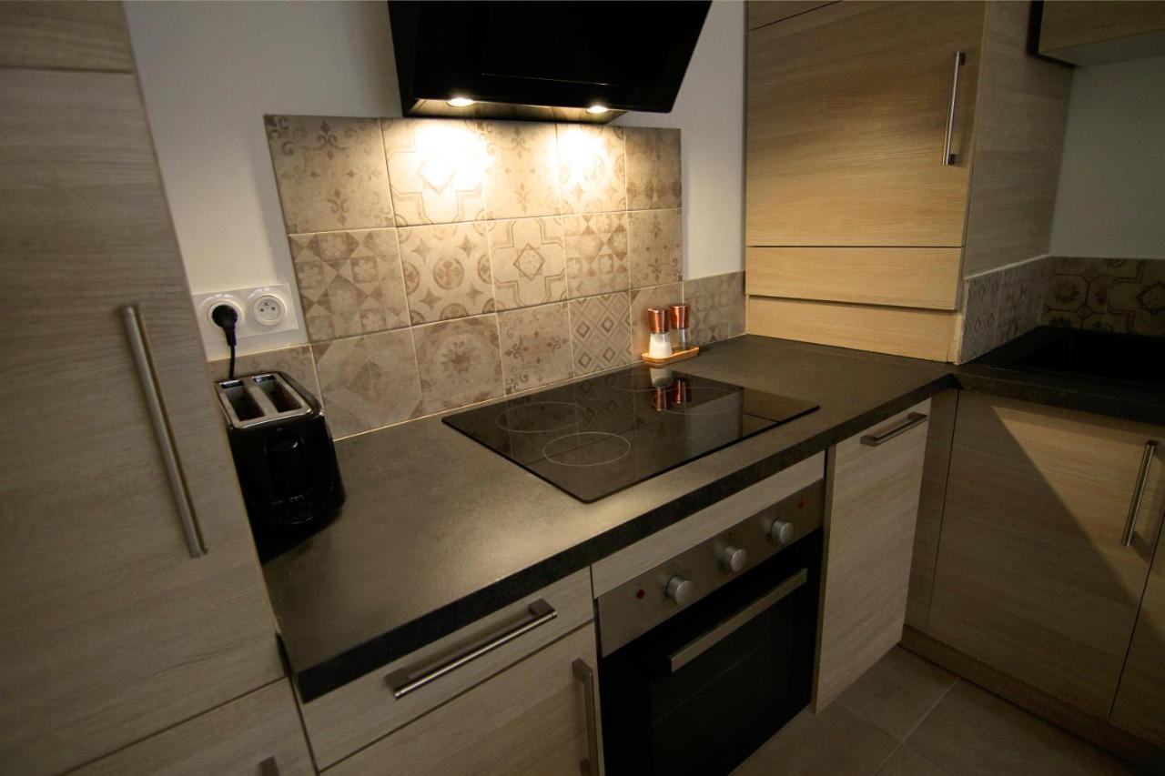 Apartment Right In The Heart Of Sete Bagian luar foto