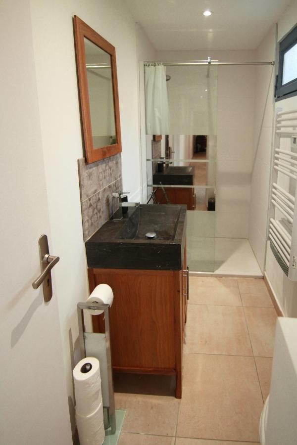 Apartment Right In The Heart Of Sete Bagian luar foto