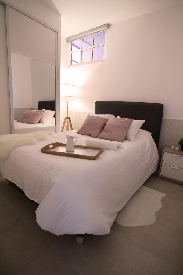 Apartment Right In The Heart Of Sete Bagian luar foto