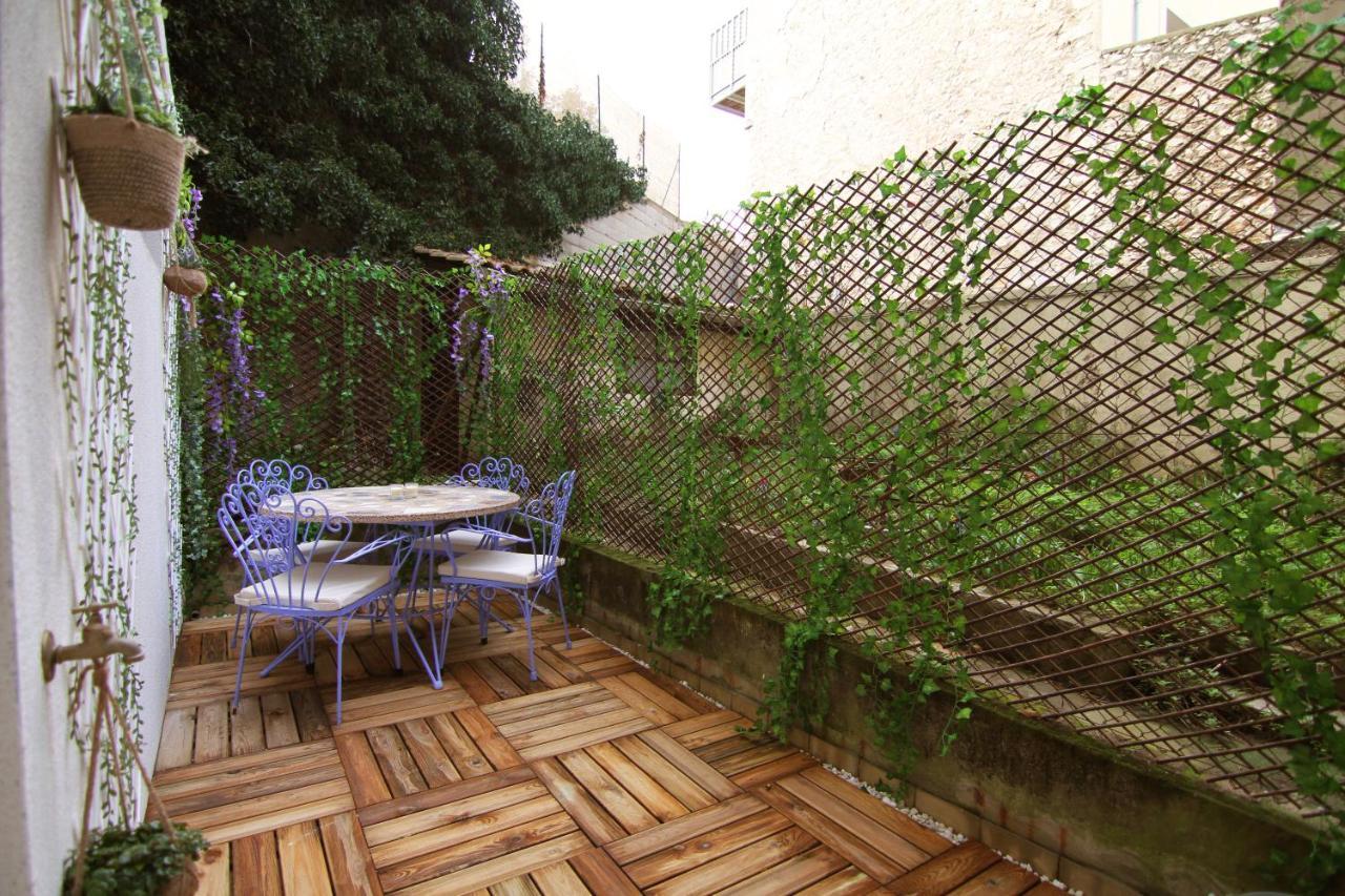 Apartment Right In The Heart Of Sete Bagian luar foto